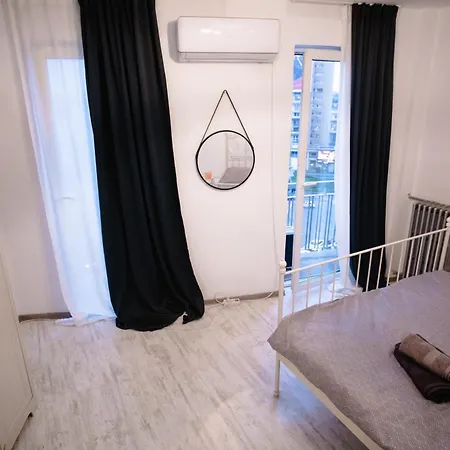 Old Town Parliament View Bukarest