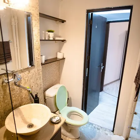 Apartment Old Town Parliament View