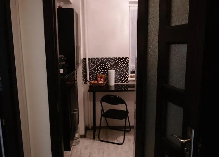 Old Town Parliament View * Bucureşti