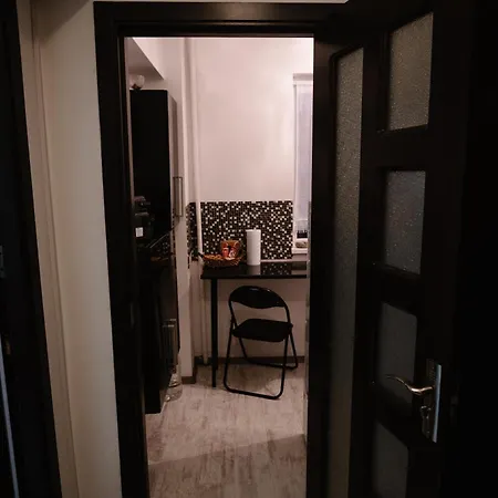 Old Town Parliament View * Βουκουρέστι