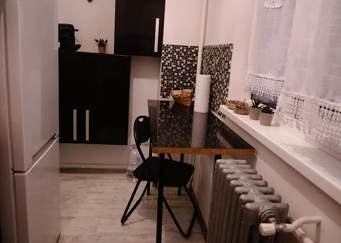 Апартаменти Old Town Parliament View